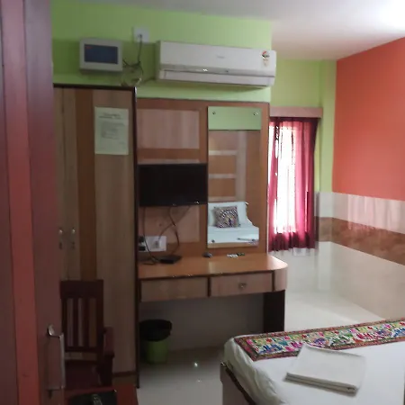 The Tara Residency Hotel 2*
