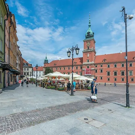 Apartment Rynek Starego Miasta 19