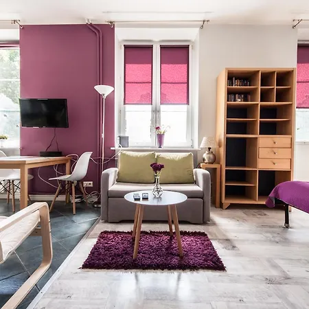 Elegant Promenade Apartment *