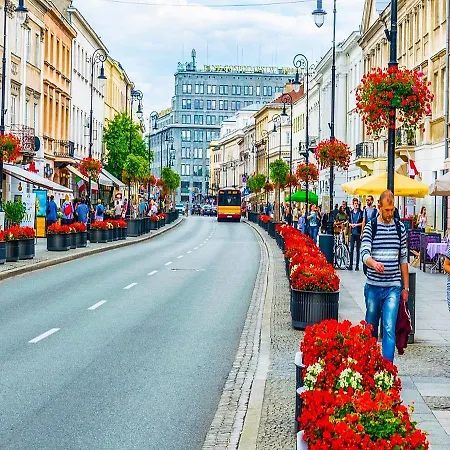 Elegant Promenade Apartment Warsaw