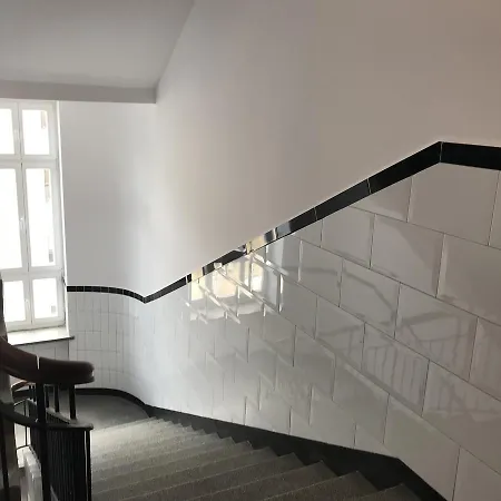 Apartment Latte