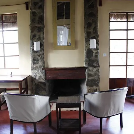 Ngari Hill & Hotel 4*