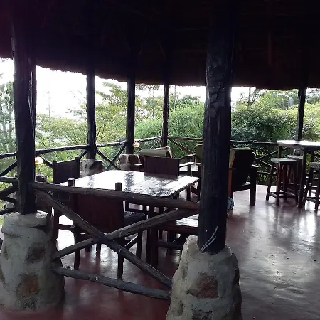 Ngari Hill & Hotel