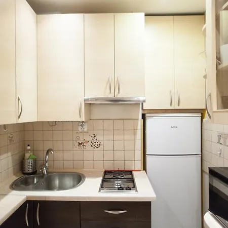 Chmielna 73c Apartament *