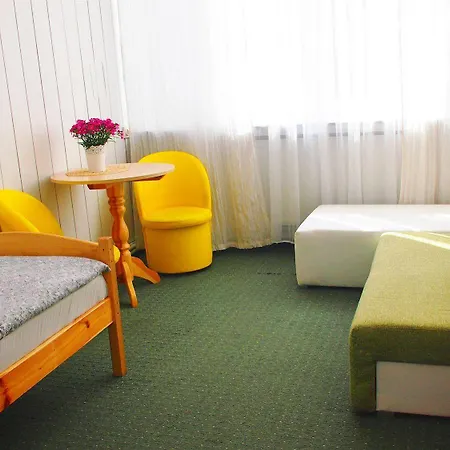 Puffa Hostel *