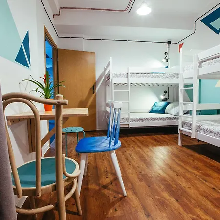 Hipstel Hostel *