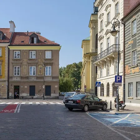 Apartment Bright And Modern In The Heart Of The Old And New Town *