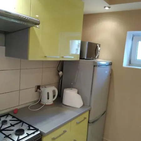 Zelazna 34 *