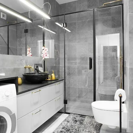 Szamocka By Renters Prestige * Warsaw