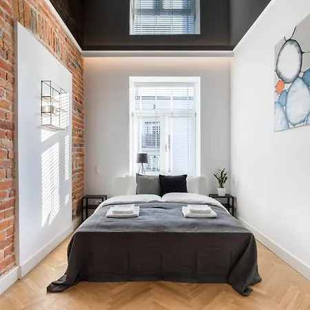 Rent Like - Wspolna 54a Apartment *