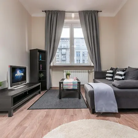 Madelaine By Renters Апартаменты