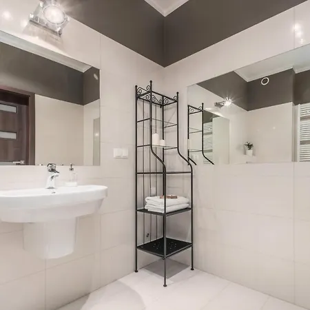 Apartment Be My Guest Gorskiego 6 *