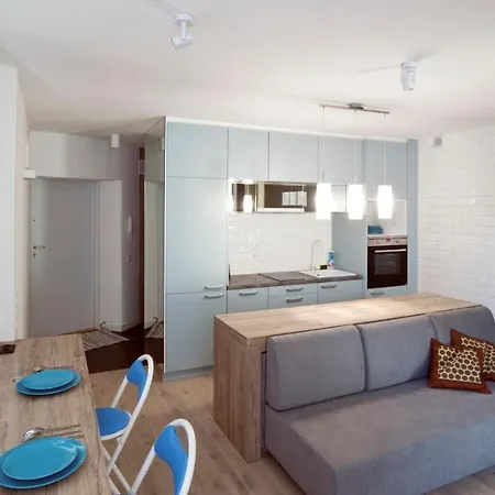 Apartment Goodnight Aleja Armii Ludowej 6 *