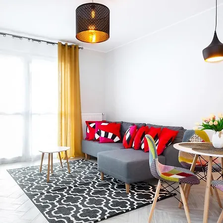 Rondo Wiatraczna By Renters Apartament *