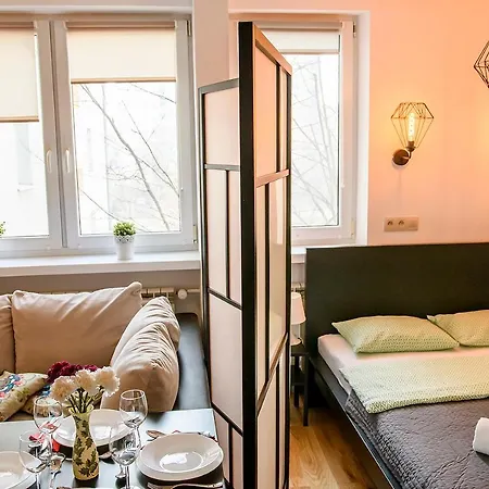 Apartment Chmielna Superior *