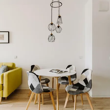 Warsaw Aparthotel 3*