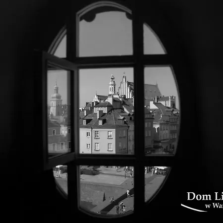 Goscinne Dom Literatury 3* Varşova