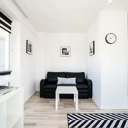 Elegant Panoramic Apartment Warsaw