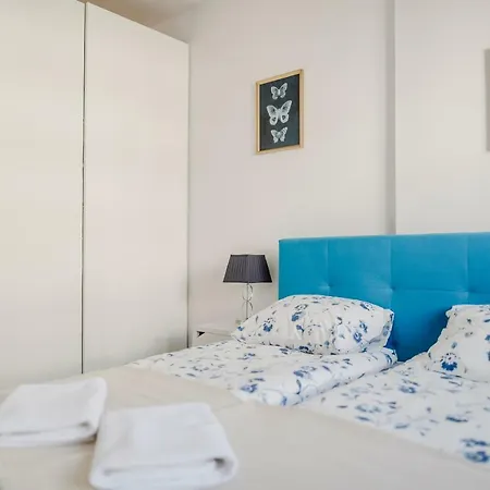 Prudentia Szaserow Apartment
