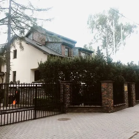 Arkadia Guest house Warsaw