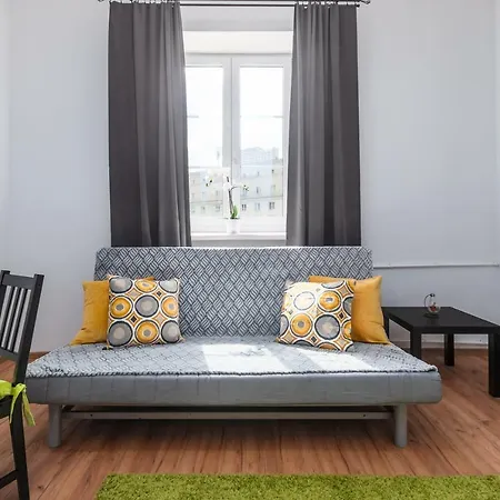 Апартаменты Madelaine By Renters *