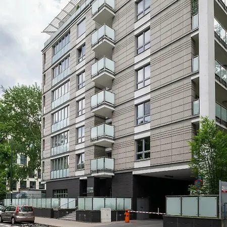 Apartament P&o Serviced Fabryczna *
