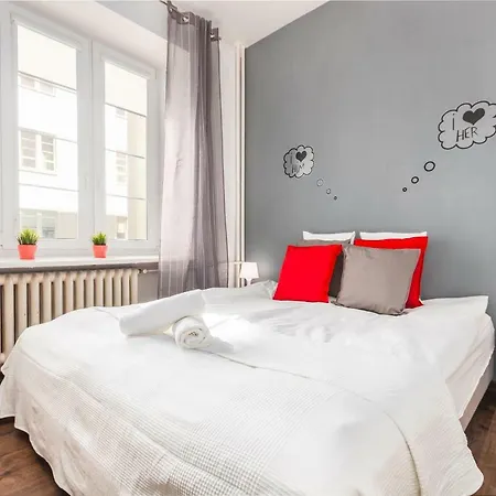 Madelaine By Renters Апартаменты