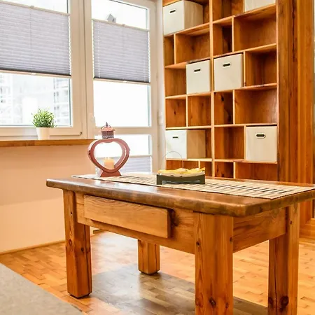 Apartment Chmielna Wood Lux