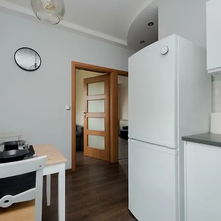 Shortstaypoland Staszica