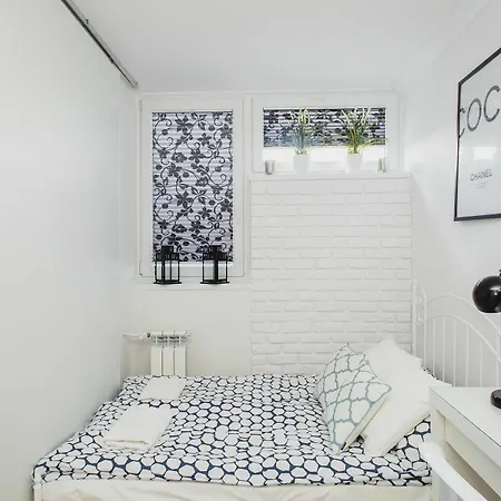 Apartment Shortstaypoland Chlodna *