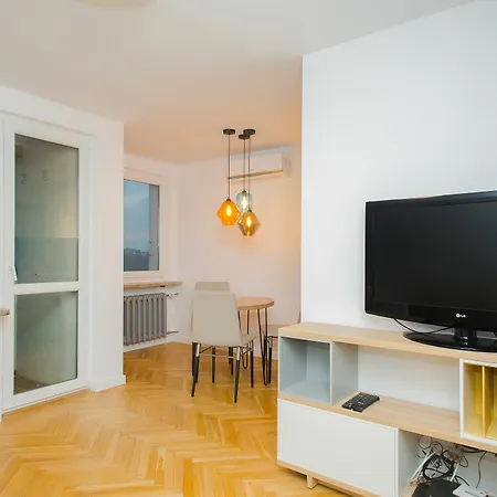 Bruna Apartment For 4