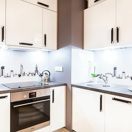 Warsaw Aparthotel 3*