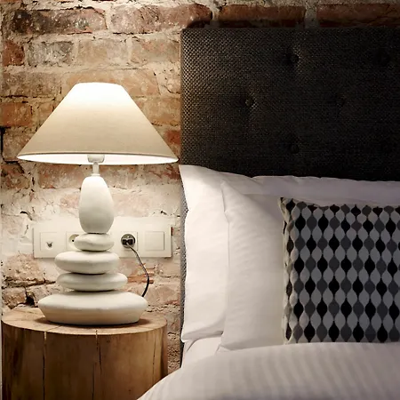 Sleepwell Ordynacka Aparthotel 4*
