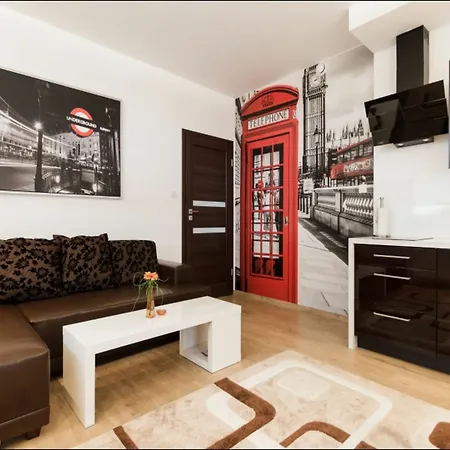 P&O Serviced Apartments Fabryczna Apartment *