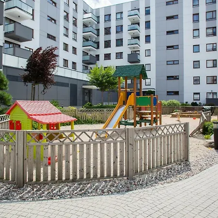 Airport Klobucka By Renters Apartment *