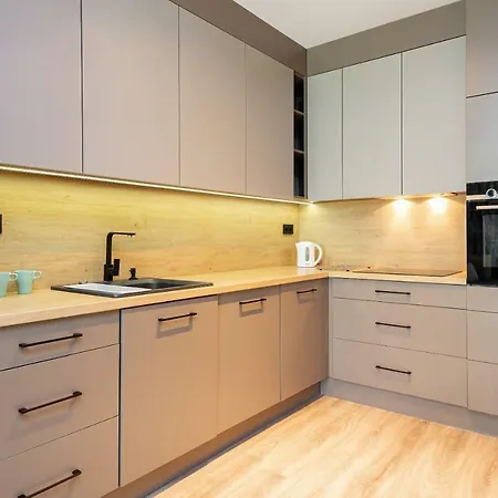 Fort Wola By Renters Apartment
