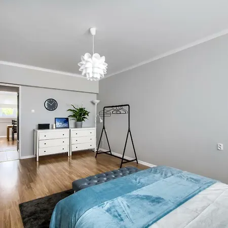 L4 Skyline Apartament *