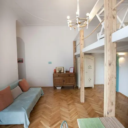 Concierge Wilcza Gallery * Warsaw