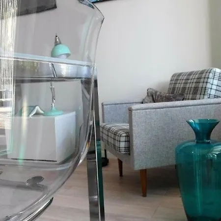 Modern Scandi Waszyngtona Apartment Warsaw