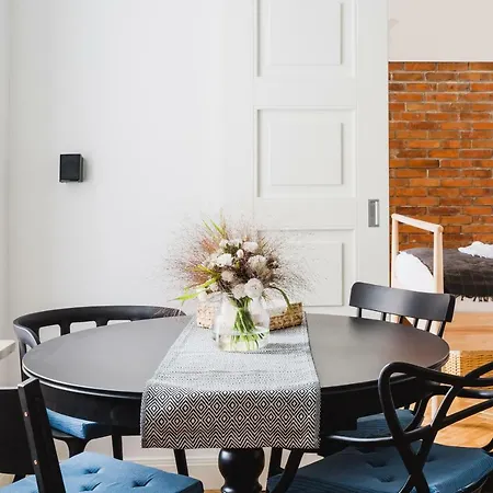 Oomph Warsaw Central Elegant Apartment Apartment