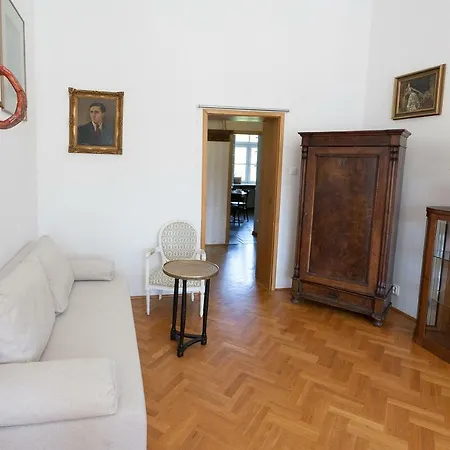 Concierge Praga Gallery Apartment Warsaw