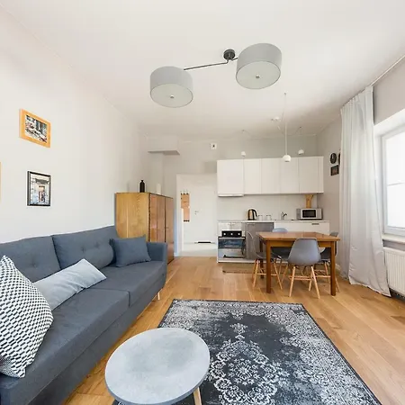 Shortstaypoland Srodkowa Apartment