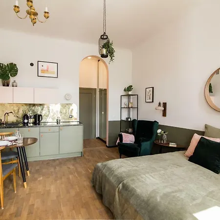 Apartment Nowy Swiat 28 Warsaw