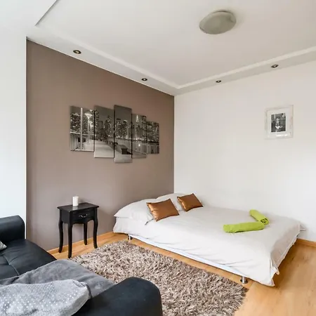 Apartment Labo Apartment Muranow