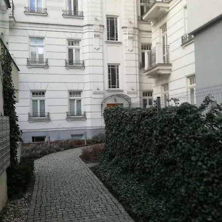 Hoza 50 With A Balcony In Close Center * Warszawa