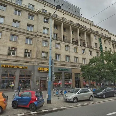 Aleje Jerozolimskie *