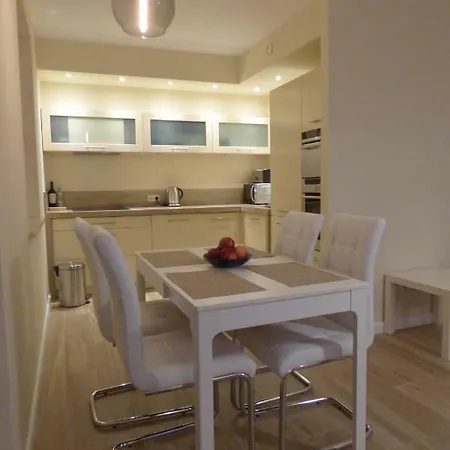 Apartament Kwiatkowskiego Warsaw