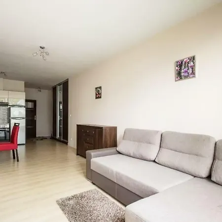 Apartment Grojecka 194 - Cozy By Homeprime *