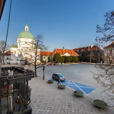Apartment Concierge Old Town Square
