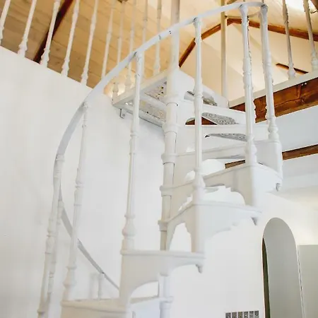 Bednarska 18 - Loft By Homeprime Varsóvia
